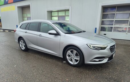 Opel Insignia II рестайлинг, 2019 год, 1 500 000 рублей, 1 фотография