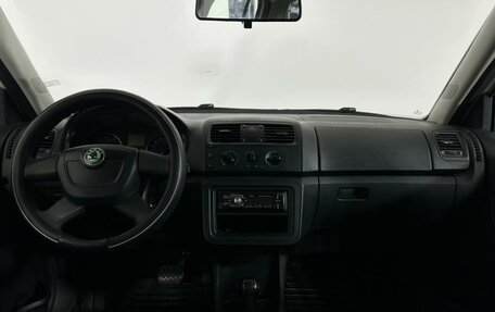 Skoda Fabia II, 2011 год, 777 000 рублей, 9 фотография