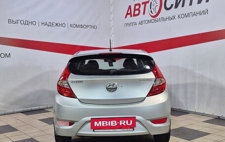 Hyundai Solaris II рестайлинг, 2012 год, 730 000 рублей, 6 фотография