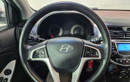 Hyundai Solaris II рестайлинг, 2012 год, 730 000 рублей, 11 фотография