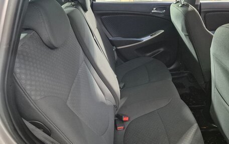 Hyundai Solaris II рестайлинг, 2012 год, 730 000 рублей, 15 фотография