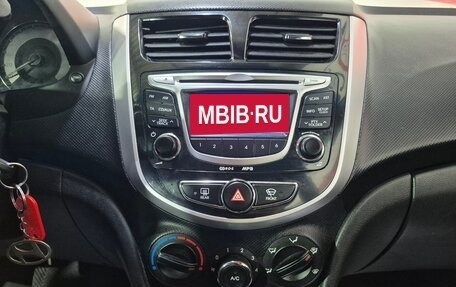 Hyundai Solaris II рестайлинг, 2012 год, 730 000 рублей, 18 фотография