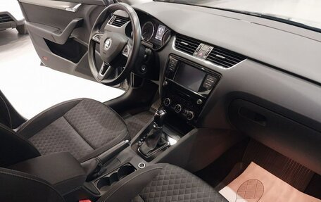 Skoda Octavia, 2017 год, 1 650 000 рублей, 13 фотография