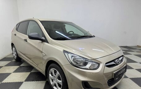 Hyundai Solaris II рестайлинг, 2013 год, 920 000 рублей, 3 фотография