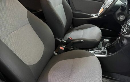 Hyundai Solaris II рестайлинг, 2013 год, 920 000 рублей, 9 фотография