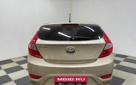 Hyundai Solaris II рестайлинг, 2013 год, 920 000 рублей, 6 фотография