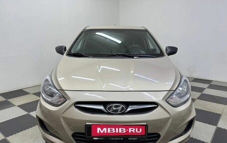 Hyundai Solaris II рестайлинг, 2013 год, 920 000 рублей, 2 фотография