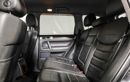 Volkswagen Touareg III, 2008 год, 997 000 рублей, 10 фотография