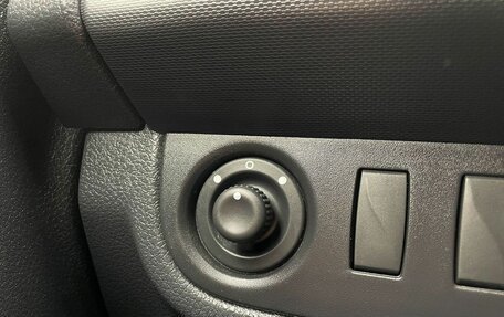 Renault Sandero II рестайлинг, 2016 год, 1 047 000 рублей, 10 фотография