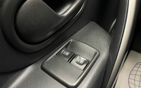 Renault Sandero II рестайлинг, 2016 год, 1 047 000 рублей, 9 фотография