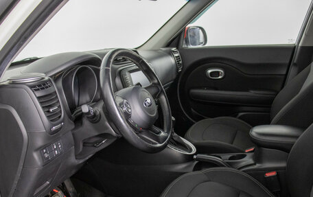 KIA Soul II рестайлинг, 2019 год, 1 820 000 рублей, 10 фотография