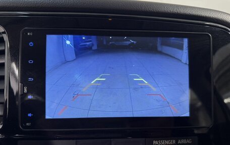 Mitsubishi Outlander III рестайлинг 3, 2017 год, 1 899 800 рублей, 11 фотография