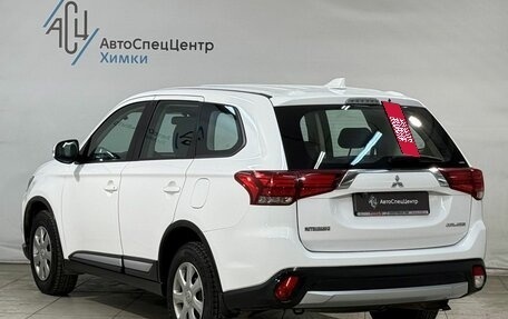 Mitsubishi Outlander III рестайлинг 3, 2017 год, 1 899 800 рублей, 15 фотография