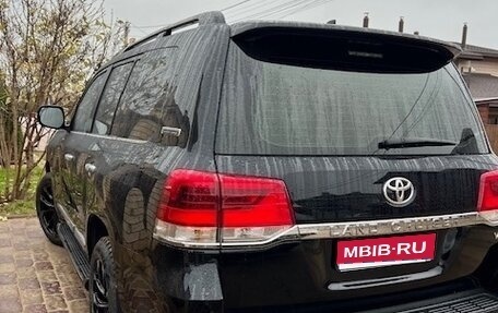 Toyota Land Cruiser 200, 2019 год, 12 000 000 рублей, 1 фотография