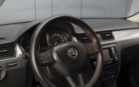 Skoda Rapid I, 2017 год, 860 000 рублей, 11 фотография