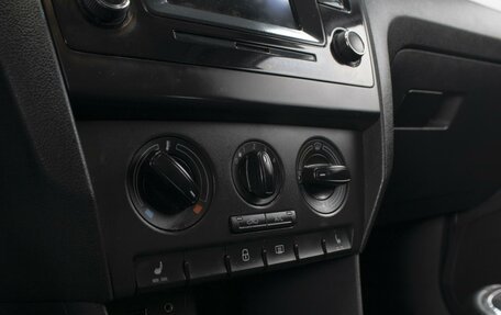 Skoda Rapid I, 2017 год, 860 000 рублей, 14 фотография