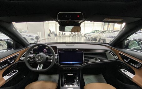 Mercedes-Benz E-Класс, 2024 год, 8 199 000 рублей, 11 фотография
