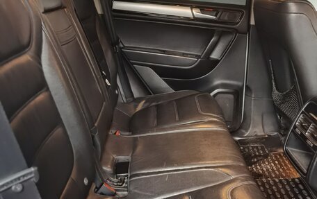 Volkswagen Touareg III, 2012 год, 1 550 000 рублей, 7 фотография