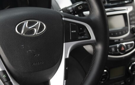 Hyundai Solaris II рестайлинг, 2013 год, 860 000 рублей, 13 фотография