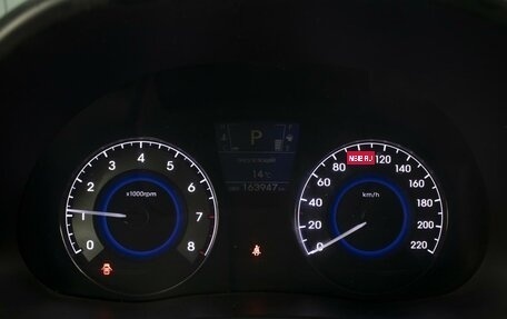 Hyundai Solaris II рестайлинг, 2013 год, 860 000 рублей, 14 фотография