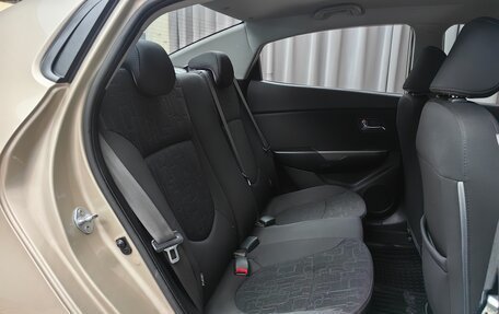 KIA Rio III рестайлинг, 2013 год, 1 059 000 рублей, 8 фотография