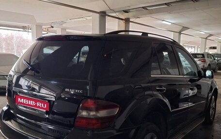 Mercedes-Benz M-Класс, 2011 год, 1 600 000 рублей, 5 фотография