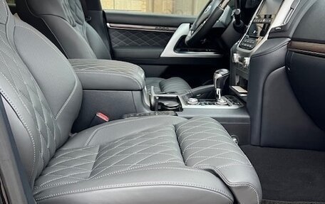 Toyota Land Cruiser 200, 2019 год, 12 000 000 рублей, 11 фотография