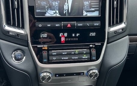 Toyota Land Cruiser 200, 2019 год, 12 000 000 рублей, 19 фотография