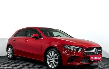 Mercedes-Benz A-Класс, 2018 год, 2 277 000 рублей, 3 фотография