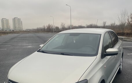 Volkswagen Polo VI (EU Market), 2012 год, 835 000 рублей, 2 фотография