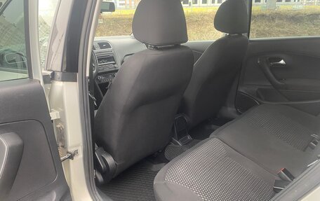 Volkswagen Polo VI (EU Market), 2012 год, 835 000 рублей, 17 фотография