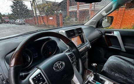 Toyota Land Cruiser Prado 150 рестайлинг 2, 2013 год, 3 500 000 рублей, 13 фотография