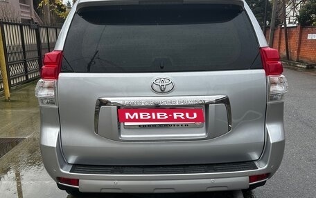 Toyota Land Cruiser Prado 150 рестайлинг 2, 2013 год, 3 500 000 рублей, 3 фотография