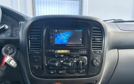 Toyota Land Cruiser 100 рестайлинг 2, 1999 год, 1 770 000 рублей, 13 фотография