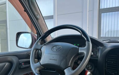 Toyota Land Cruiser 100 рестайлинг 2, 1999 год, 1 770 000 рублей, 14 фотография
