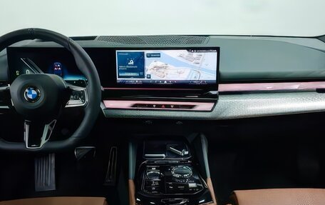 BMW 5 серия, 2024 год, 7 100 000 рублей, 5 фотография