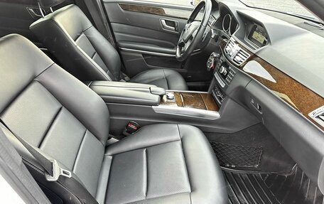 Mercedes-Benz E-Класс, 2014 год, 2 450 000 рублей, 21 фотография