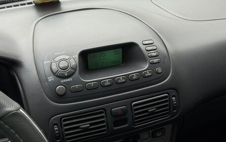 Toyota Corolla, 2000 год, 17 фотография