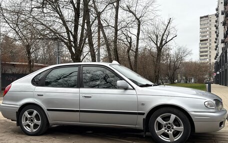 Toyota Corolla, 2000 год, 19 фотография