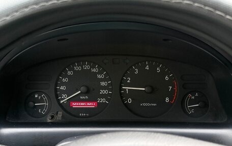 Toyota Corolla, 2000 год, 16 фотография