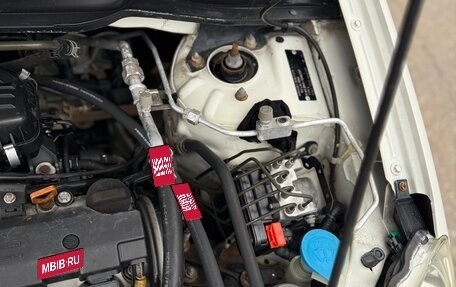 Honda Stream I рестайлинг, 2001 год, 550 000 рублей, 30 фотография