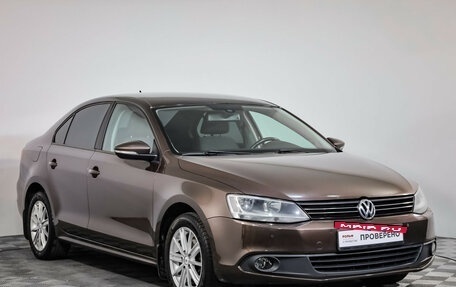Volkswagen Jetta VI, 2014 год, 890 000 рублей, 3 фотография