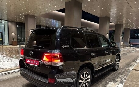 Toyota Land Cruiser 200, 2018 год, 5 395 000 рублей, 5 фотография