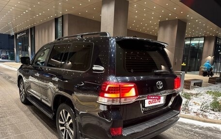 Toyota Land Cruiser 200, 2018 год, 5 395 000 рублей, 6 фотография