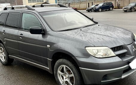Mitsubishi Outlander III рестайлинг 3, 2008 год, 680 000 рублей, 3 фотография