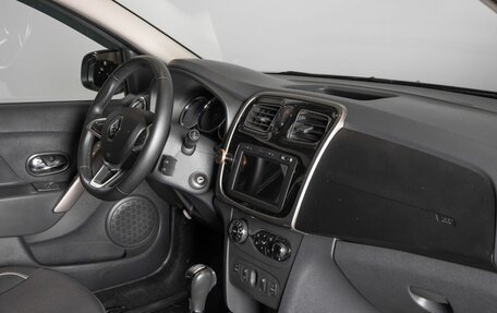 Renault Sandero II рестайлинг, 2020 год, 900 000 рублей, 4 фотография