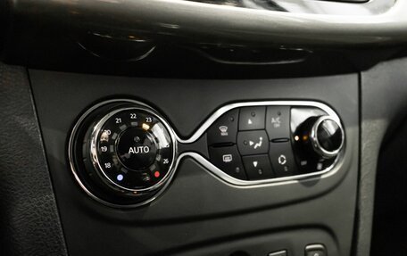 Renault Sandero II рестайлинг, 2020 год, 900 000 рублей, 9 фотография