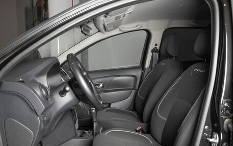 Renault Sandero II рестайлинг, 2020 год, 900 000 рублей, 14 фотография