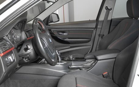 BMW 3 серия, 2012 год, 1 980 000 рублей, 14 фотография