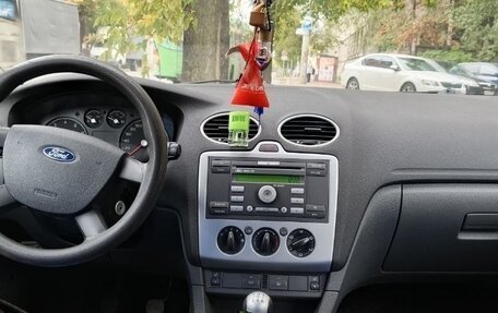 Ford Focus II рестайлинг, 2005 год, 350 000 рублей, 3 фотография